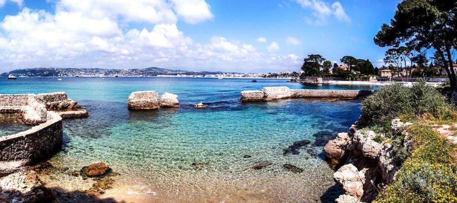 Juan Les Pins, T2 Cosy Et Confortable, Avec Parking En Sous-sol, Proche Plages Et Commerces Appartement Antibes