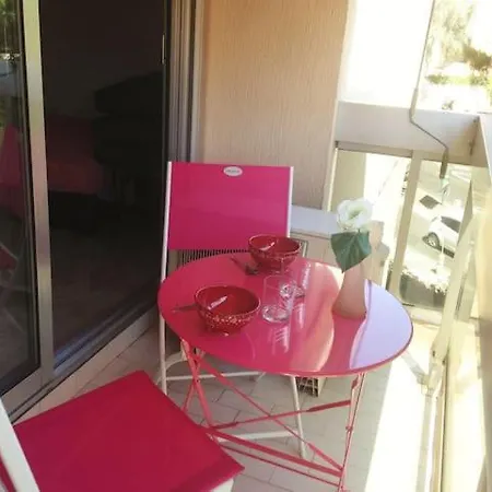 Juan Les Pins, T2 Cosy Et Confortable, Avec Parking En Sous-Sol, Proche Plages Et Commerces Antibes Exterior photo